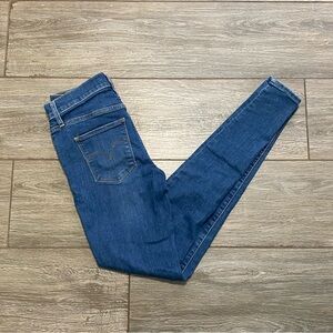 Levi’s 24 720 High Rise Super Skinny Jeans